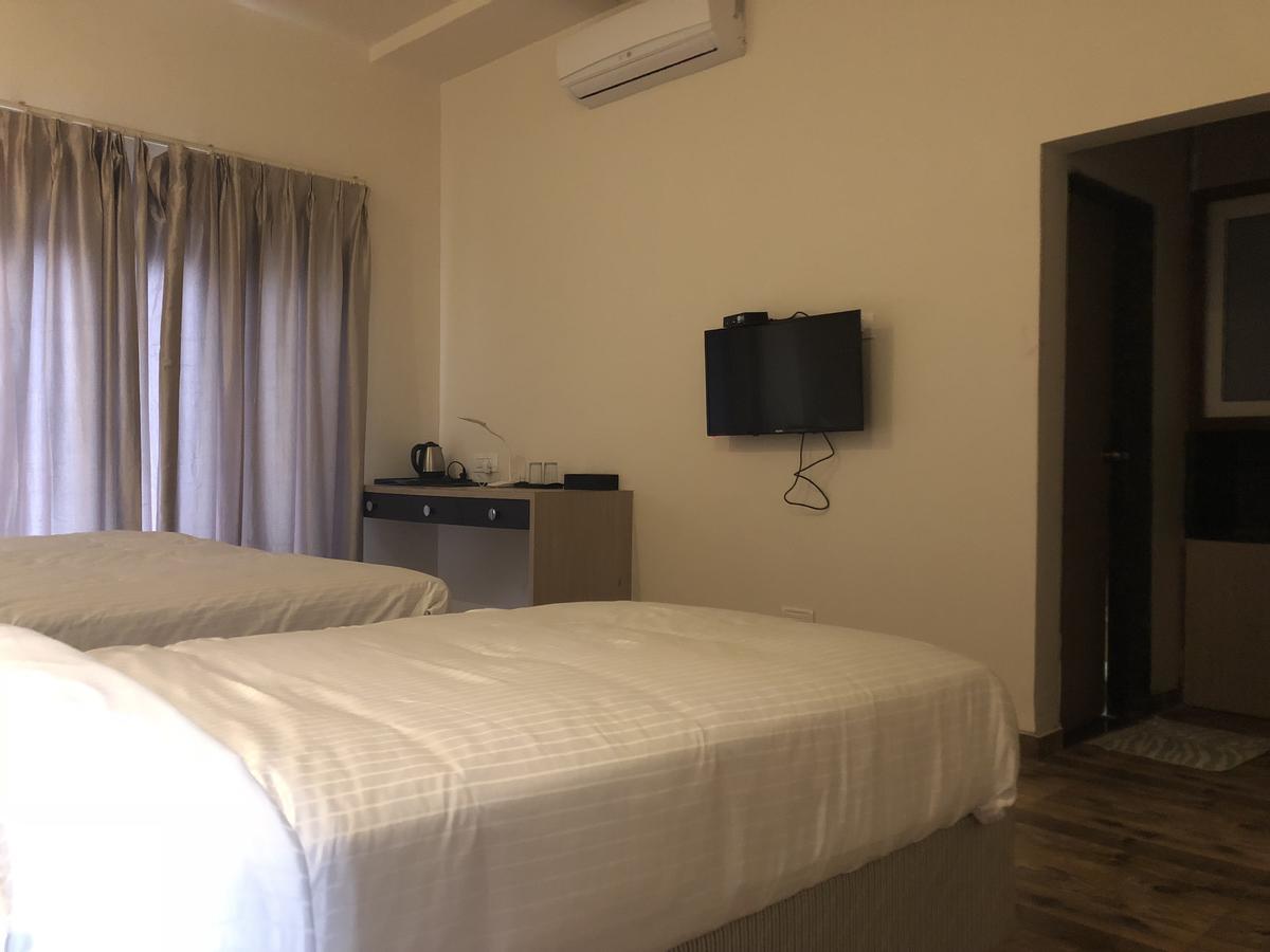 Hotel Sharanam Shegaon 外观 照片